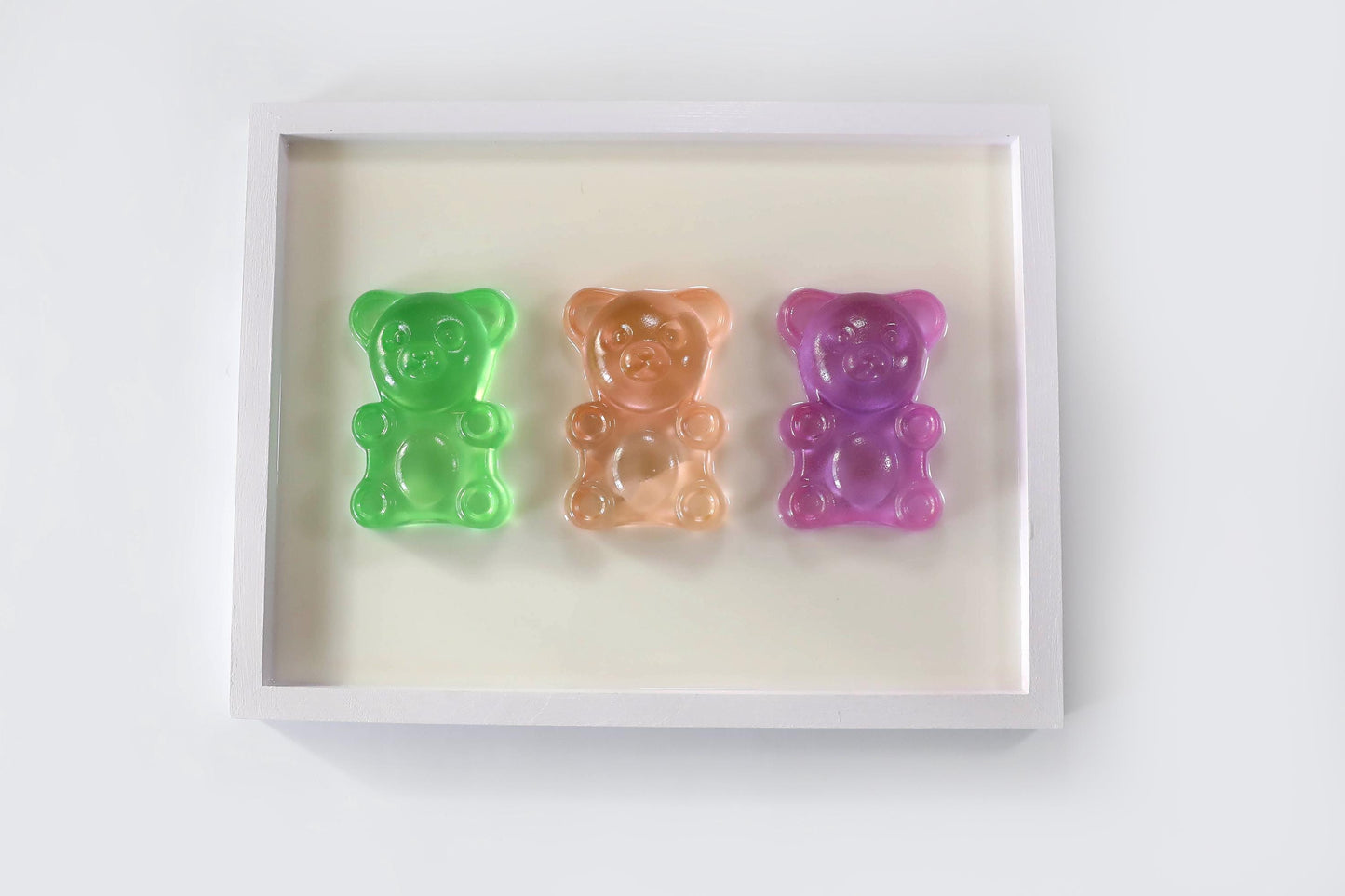Nursery Wall Art Set of 3 Resin Bears, Charming Lilac Frame Decor for Babies, Baby Gift for New Parents and Nursery Decor