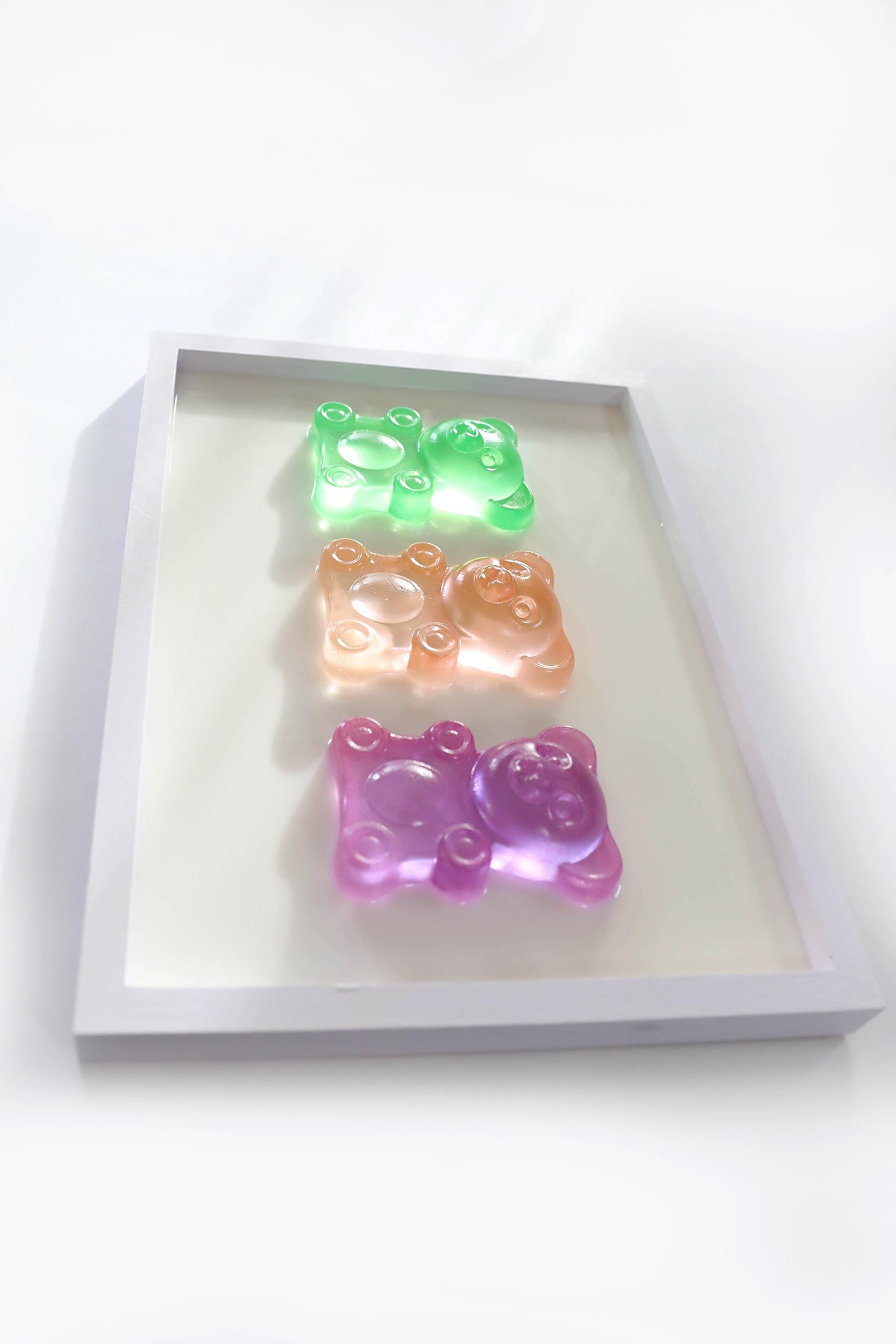 Nursery Wall Art Set of 3 Resin Bears, Charming Lilac Frame Decor for Babies, Baby Gift for New Parents and Nursery Decor