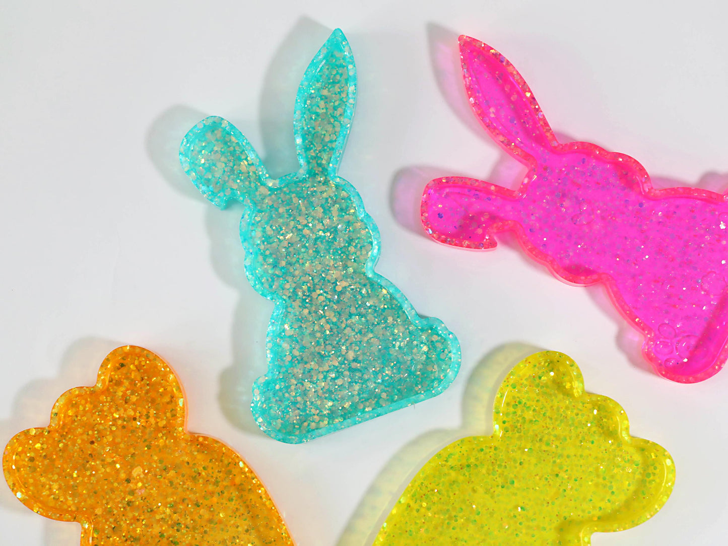 Glitter Bunny Trinket Dish, Holographic Resin Easter Decor, Ideal for Accessories & Gifts for Kids