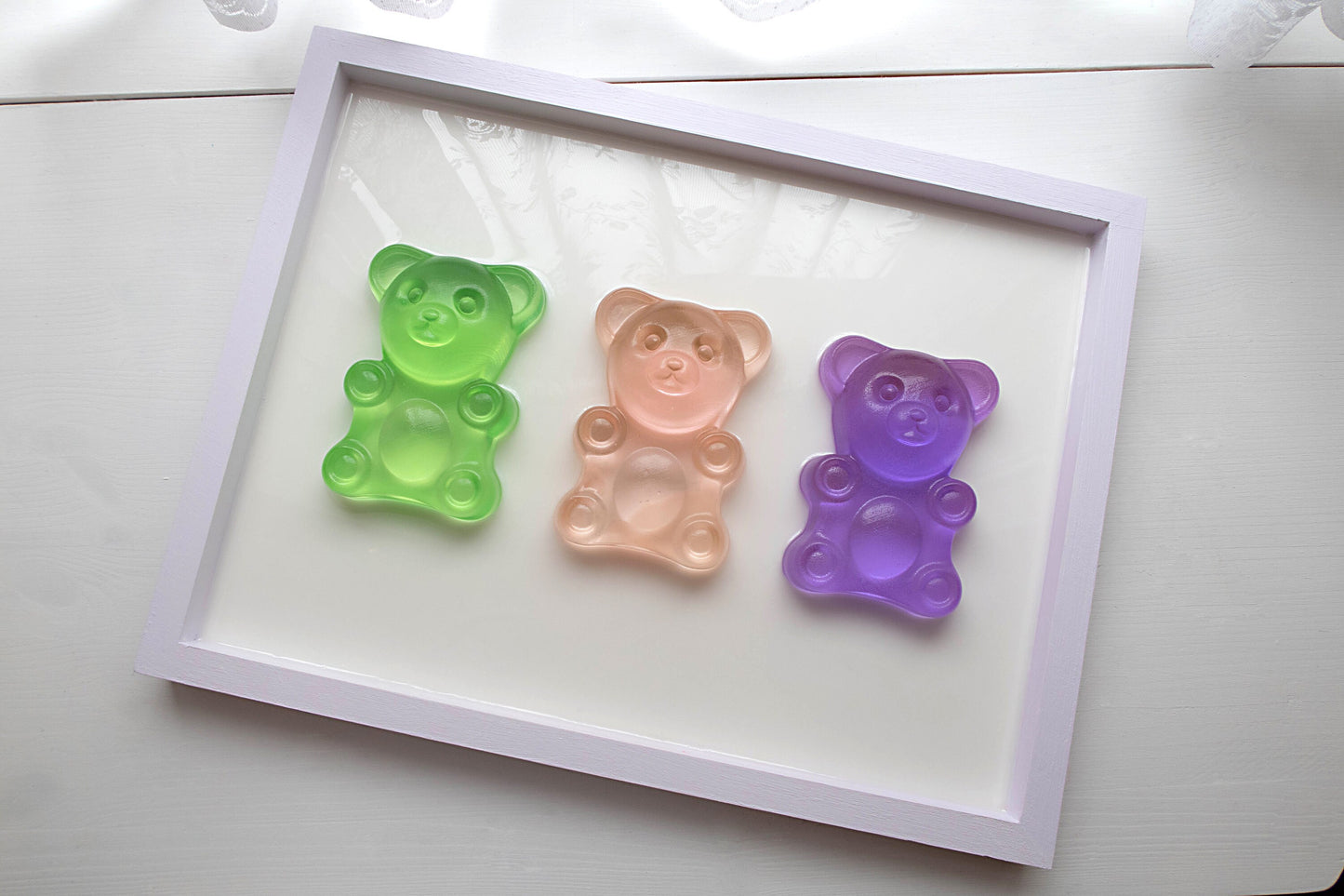 Nursery Wall Art Set of 3 Resin Bears, Charming Lilac Frame Decor for Babies, Baby Gift for New Parents and Nursery Decor