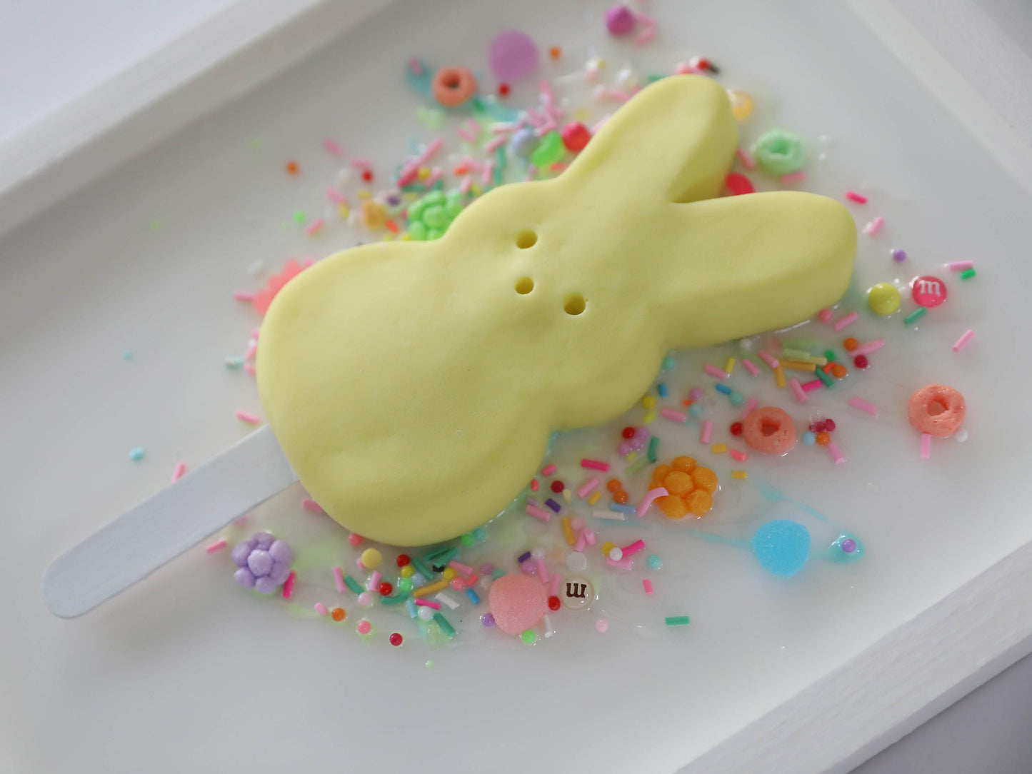Marshmallow Bunny Popsicle Artwork, Handcrafted Clay Bunnies in Resin Pool, Whimsical Nursery Decor for Baby Shower Gift