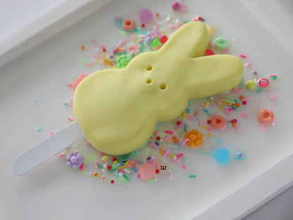 Marshmallow Bunny Popsicle Artwork, Handcrafted Clay Bunnies in Resin Pool, Whimsical Nursery Decor for Baby Shower Gift