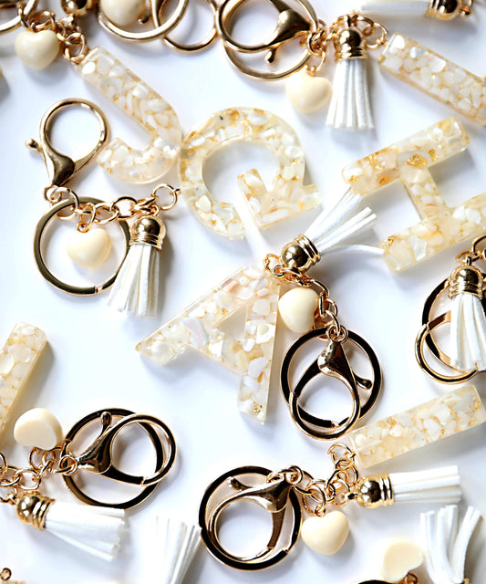 Personalized Cream Resin Keyrings with Shell Texture, Monogram Letters and Leather Tassel, Custom Bag Charm for Women’s Gift