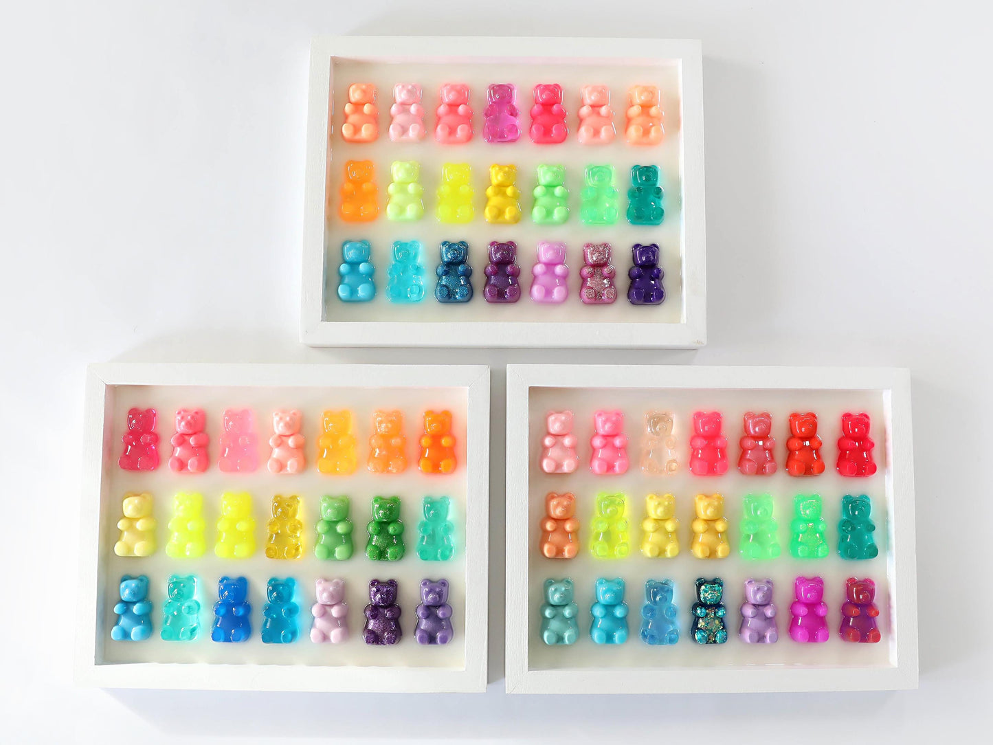Rainbow Gummy Bears - Bright Resin Art Piece for Home Decoration - Unique Birthday Gift Idea or Housewarmings